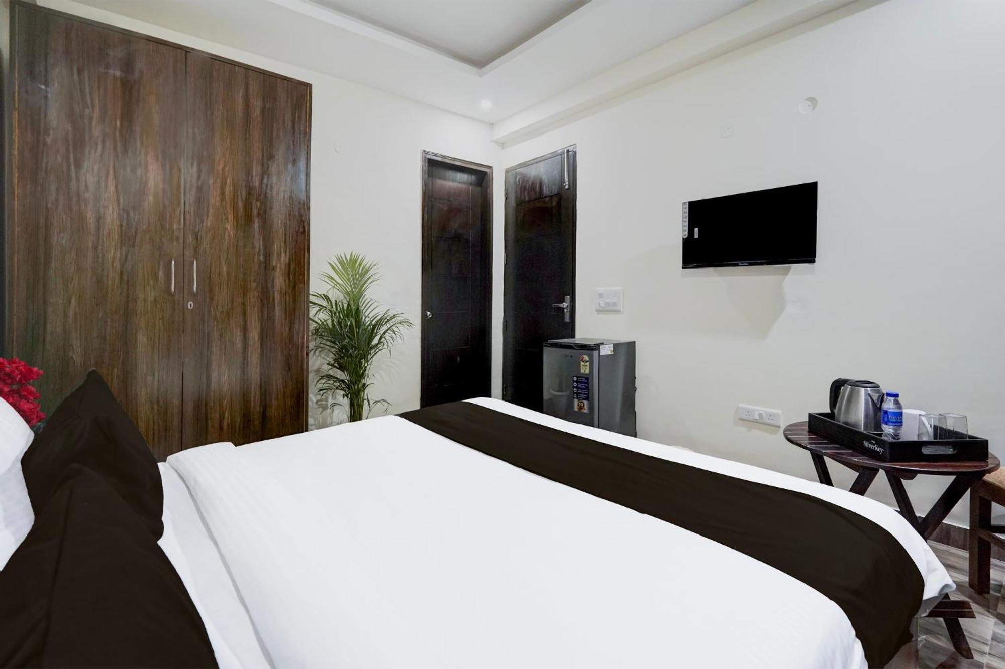 Townhouse Delight Inn Gurgaon Ngoại thất bức ảnh