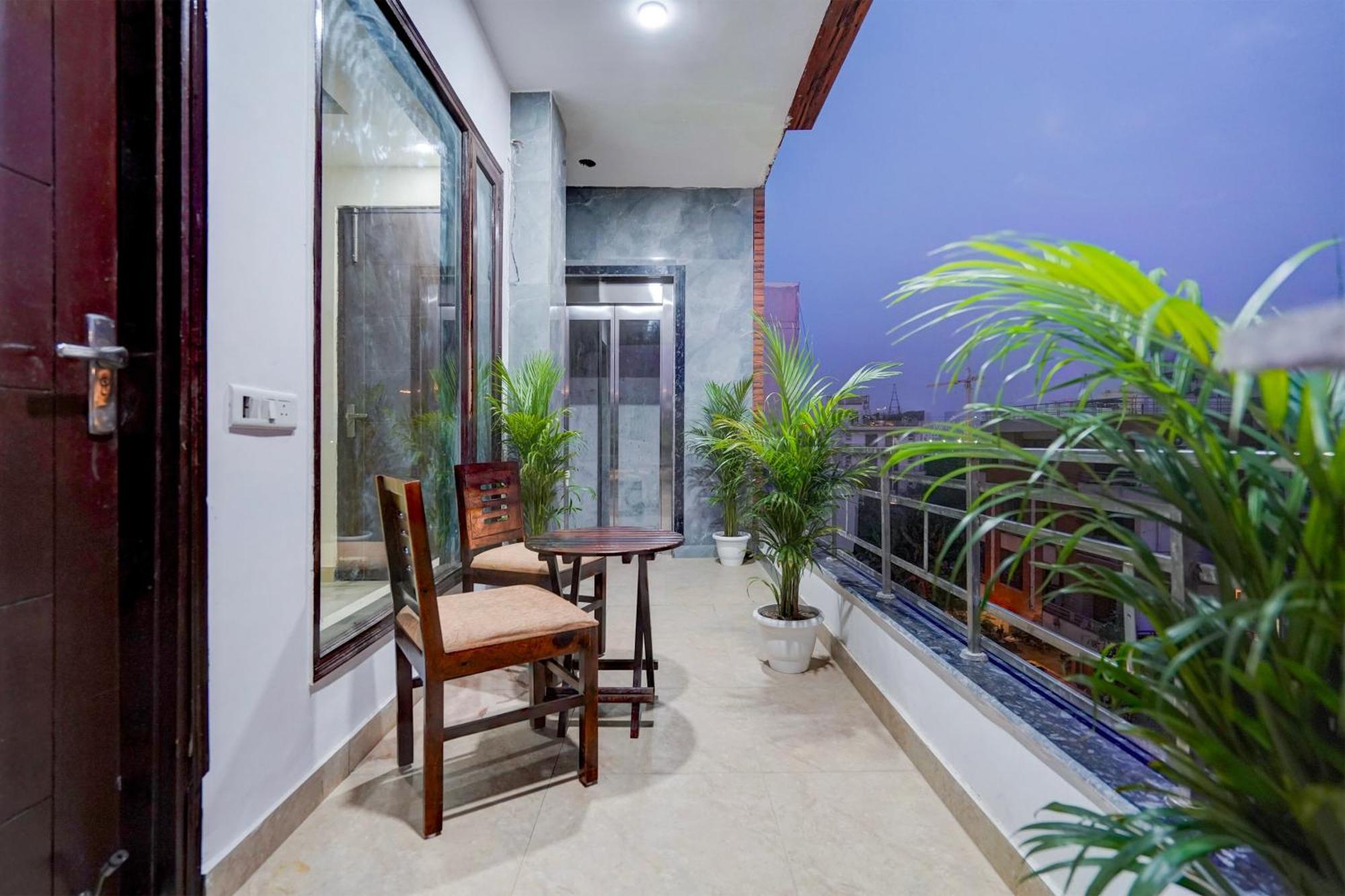 Townhouse Delight Inn Gurgaon Ngoại thất bức ảnh